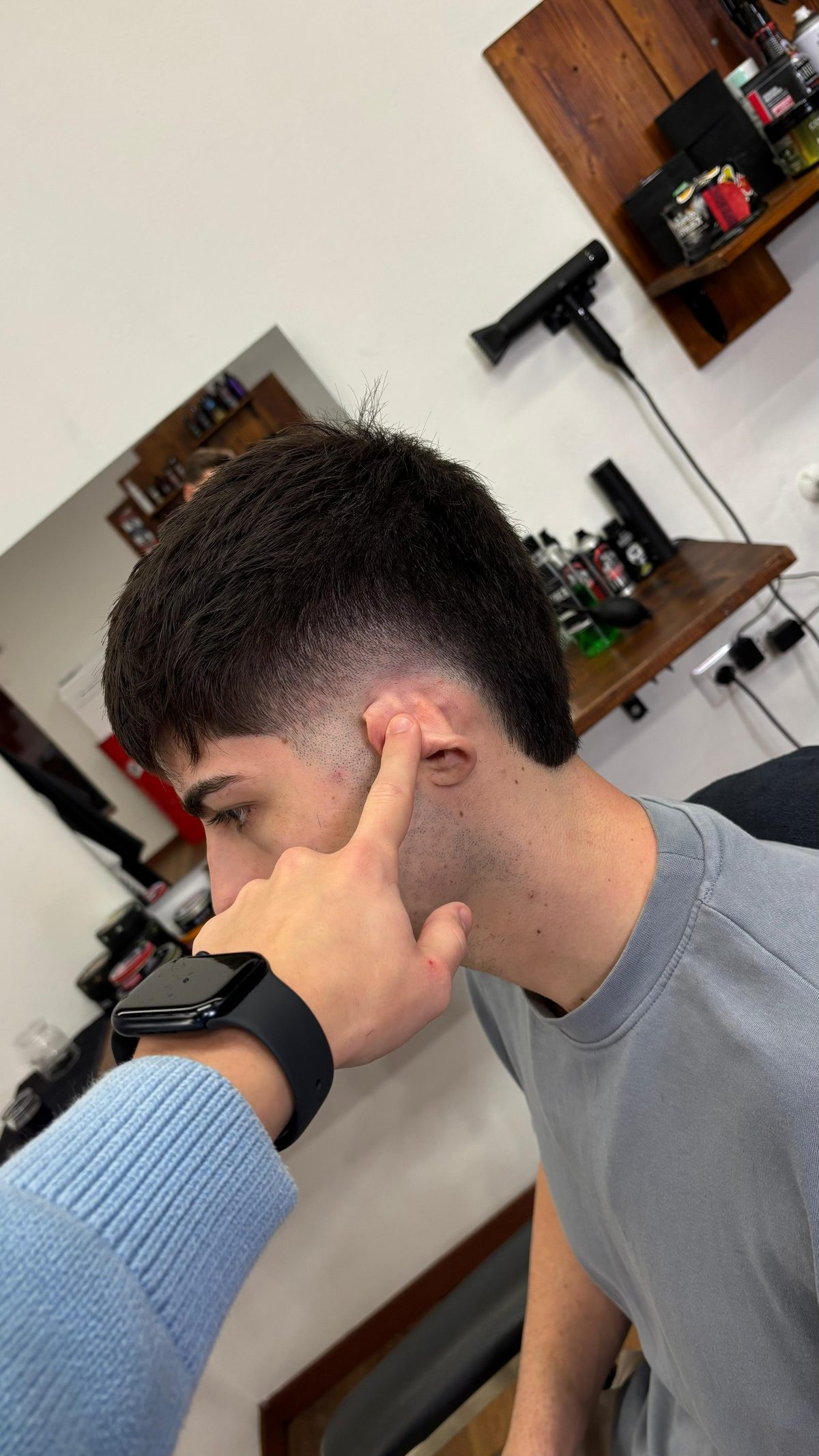 Taglio uomo realizzato da Glenuzzo Barberstudio, barbiere a Lugano — foto 3